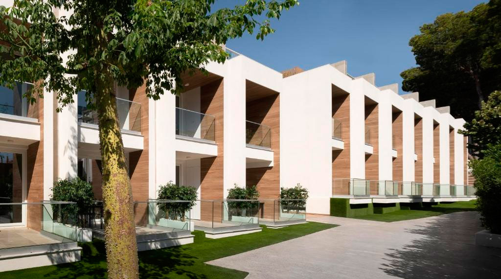 Fachada de Apartamentos Los Pinos