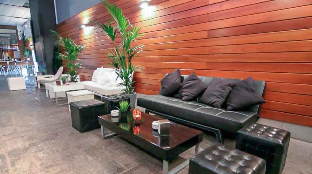 Zona común y cafetería - Hotel Virrey