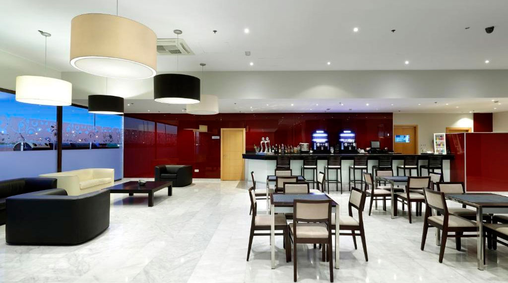 Reception - Eurostars Zaragoza
