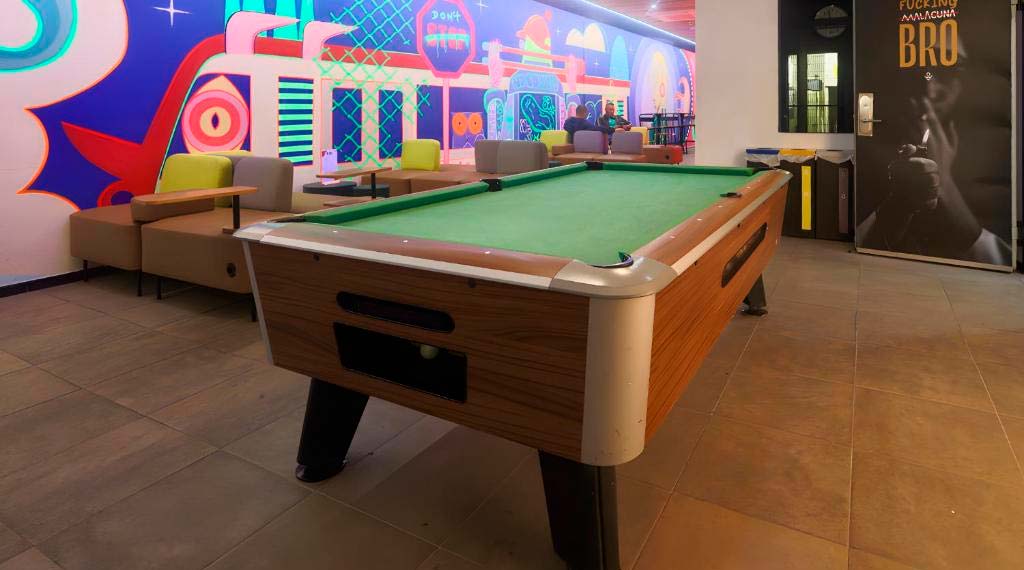 Terrace - Ideal Youth Hostel Barcelona